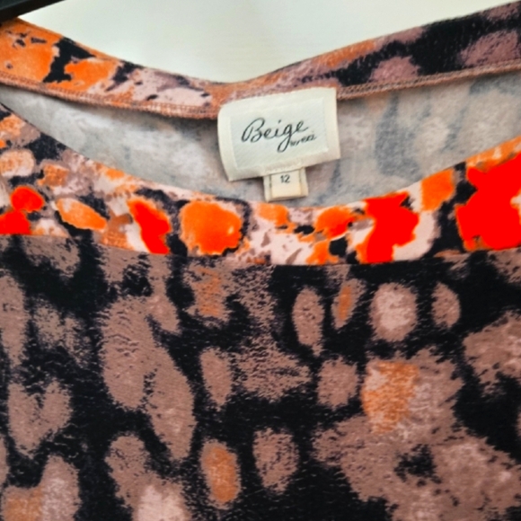 Beige by eci Black and Orange Sheath Dress with Bateau Neckline - Picture 2 of 6